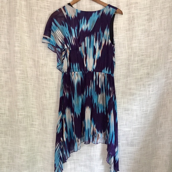 BCBGMaxAzria Flutter Sleeve Asymmetrical Dress - Picture 3 of 5